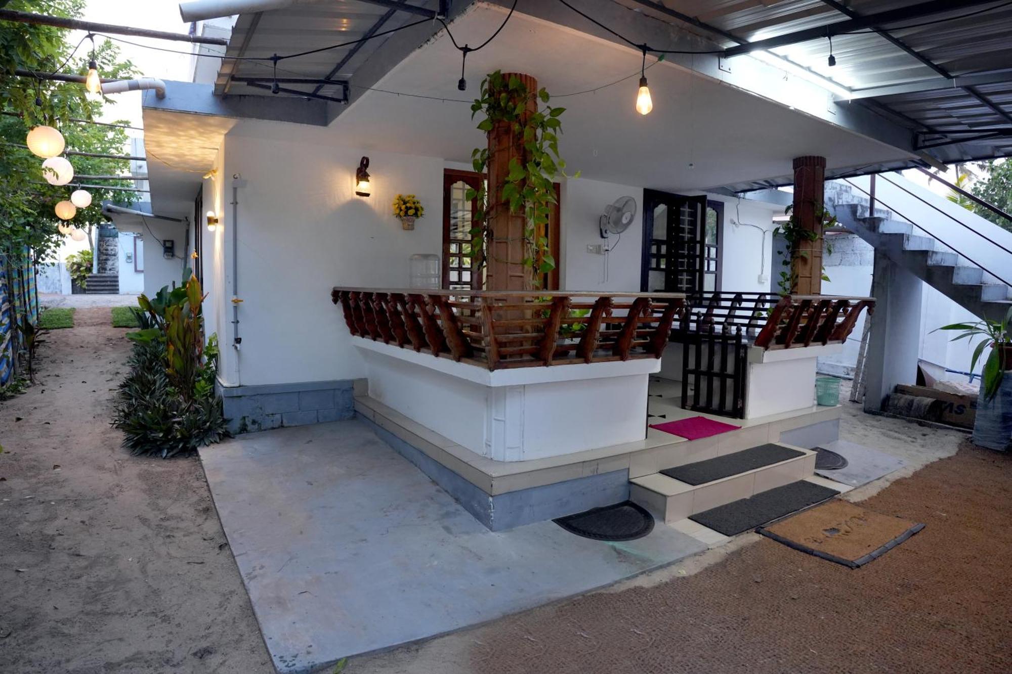 Jeehaa Homestay Alappuzha Esterno foto