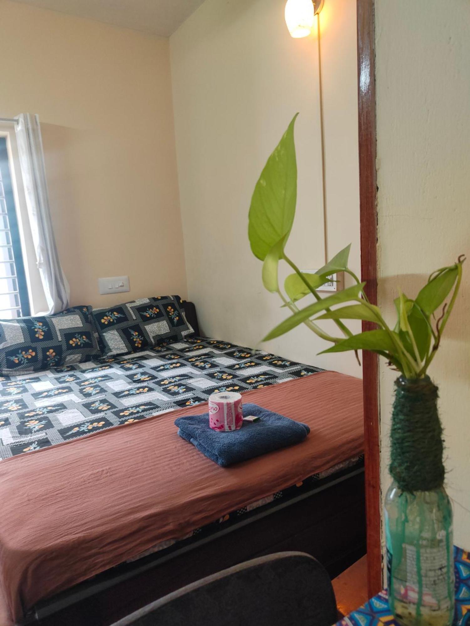 Jeehaa Homestay Alappuzha Esterno foto